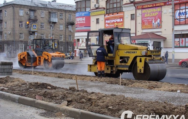 Что происходит на Привокзальной площади? Фоторепортаж