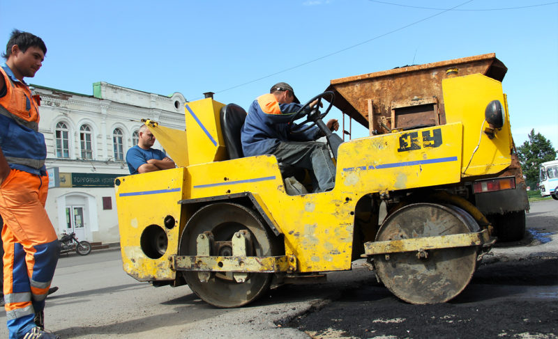 Можно ли класть асфальт в лужи?