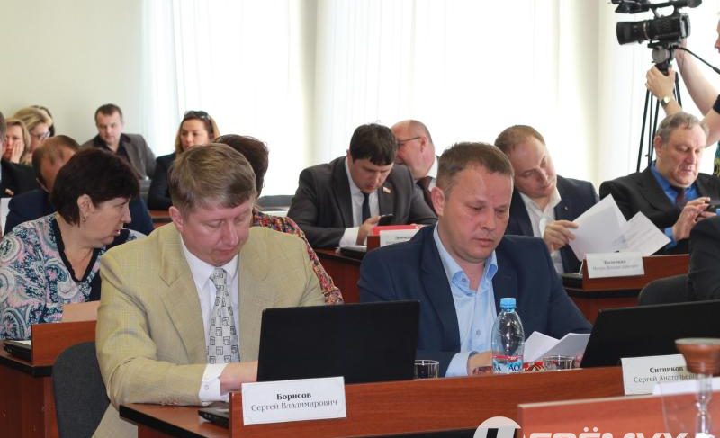 «Горэлектросеть» «скинула» за неделю более пяти миллионов