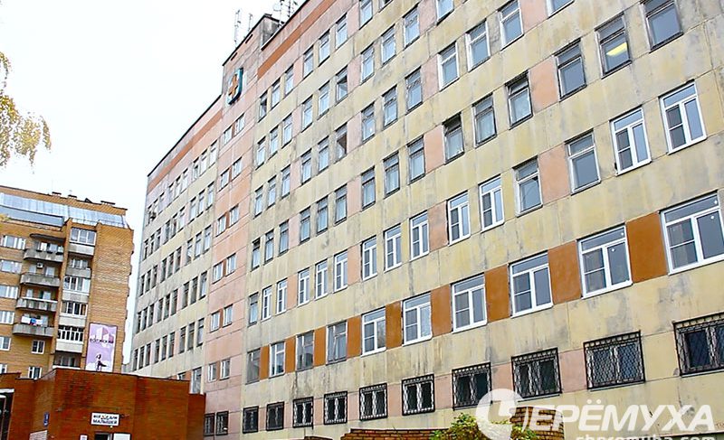 Детского окулиста нет: юных рыбинцев в Волжском направляют в платные клиники