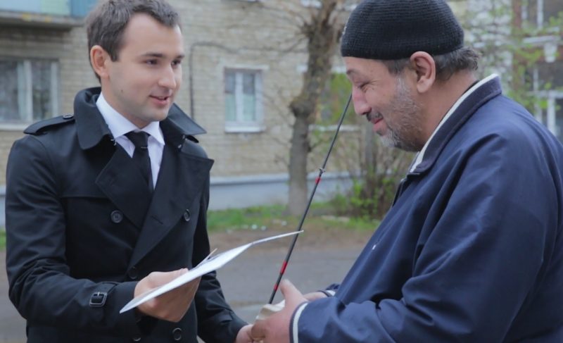 «Секретный миллионер» побывал в Рыбинске. Участники реалити-шоу получили автомобили и деньги