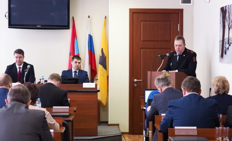 «Подвиги нам тяжело совершать, особенно в условиях сокращения личного состава». Рыбинские полицейские рассказали об итогах работы за год