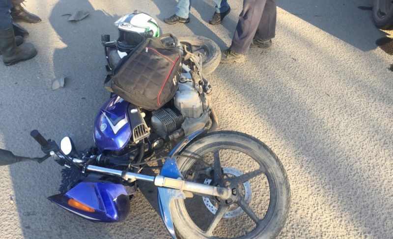 На проспекте Серова столкнулись «Газель» и мотоцикл