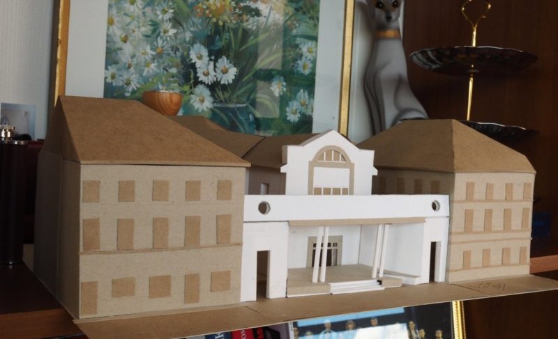 Новый театральный сезон стартует в середине сентября. Закончат ли к этому времени ремонт?