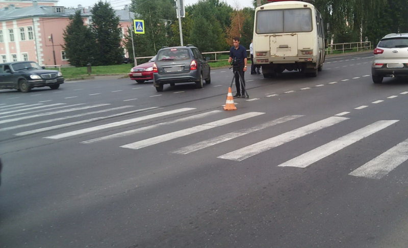 Два сбитых пешехода и столкновение: на рыбинских дорогах пострадали четыре человека