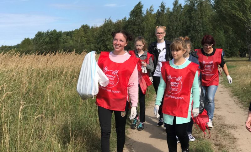 Километр берега и 15 кубометров мусора: под Рыбинском прошла экологическая акция