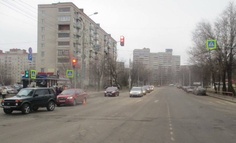 Сводка ДТП: два столкновения и сбитый пешеход