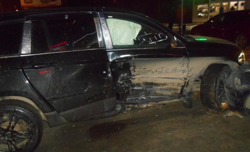 ДТП на троих и наезд на пешехода: среди пострадавших есть дети