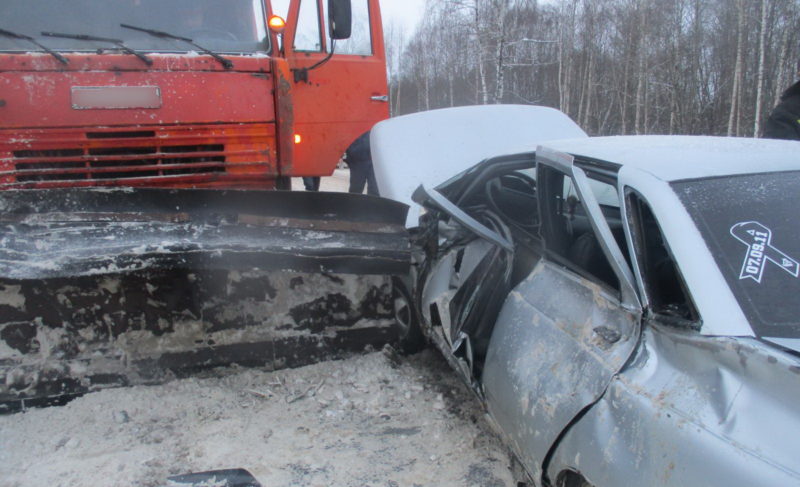 Два столкновения, шестеро пострадавших — сводка дорожных происшествий