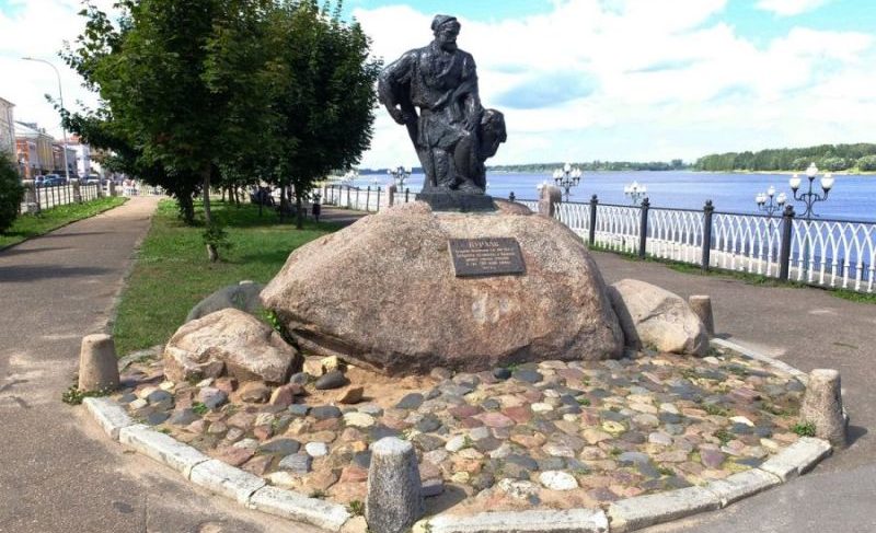 Лоцманский бульвар ожидает реконструкция. «Трал» демонтируют