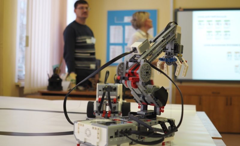 Роботы, конструкторы, коптеры: что такое STEАM-образования и зачем оно нужно