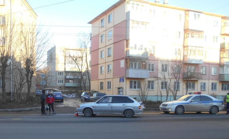 На 9 Мая женщина попала под колёса авто