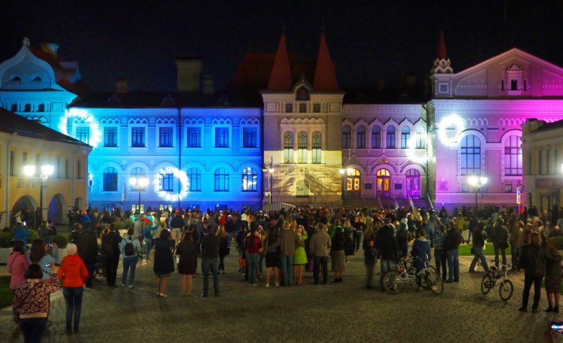 Театр, дефиле и световое шоу: как прошла рыбинская «Ночь в музее»