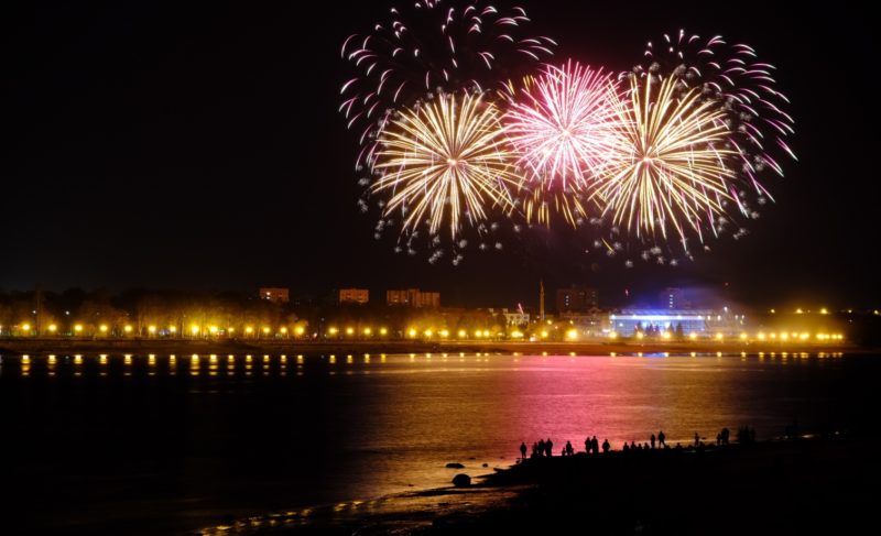 Агитбригады, солдатская столовая и фейерверк: программа празднования Дня Победы в Рыбинске