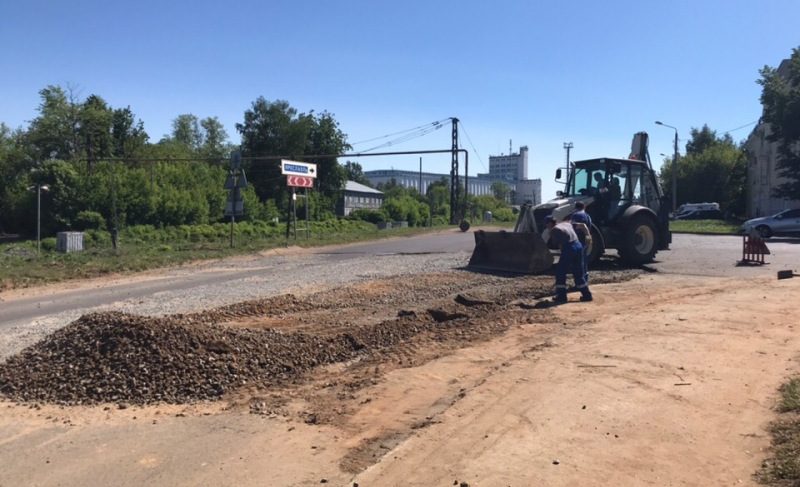 Администрация: коммунальщики часто нарушают срок восстановления асфальта после раскопок