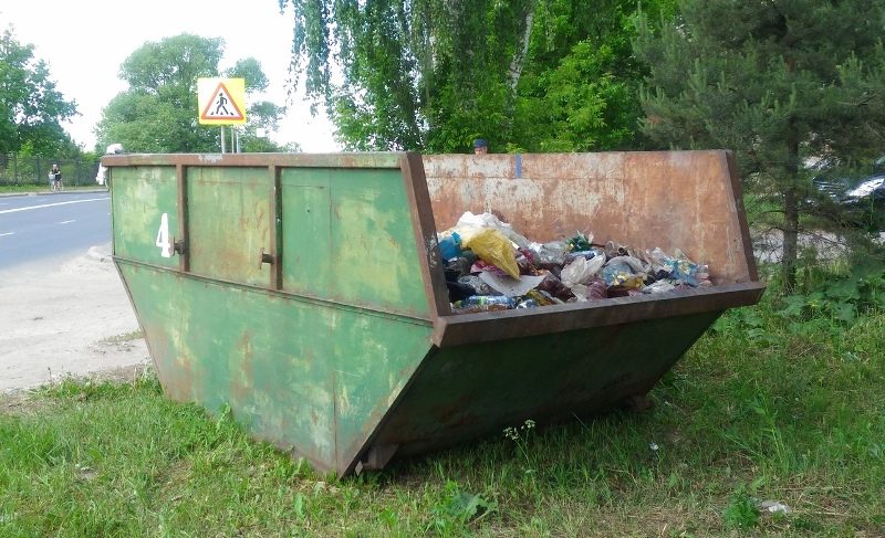 Волонтёры убрали свалку на берегу Коровки