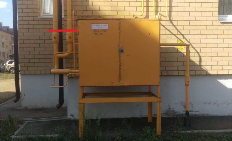 «Хоть на пикеты выходи». Жители новостройки на Гражданской остались без газа