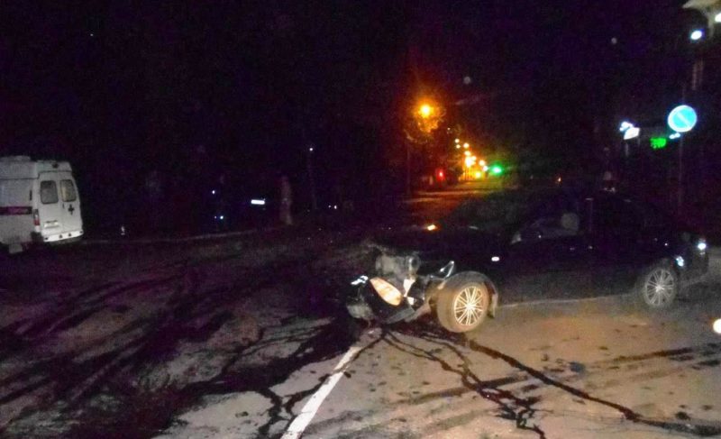 В ДТП на Луначарского пострадал молодой водитель. Инспекторы ищут очевидцев