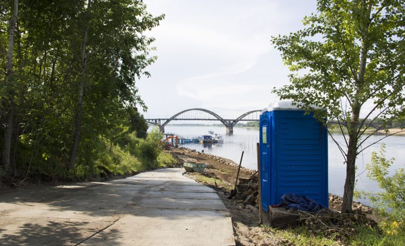 В Рыбинске расторгают контракт с подрядчиком, выполнявшим берегоукрепление на Стрелке