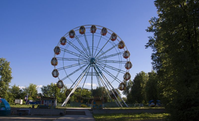 Скверное дело: почему администрация Рыбинска требует освободить участок, где находится парк аттракционов