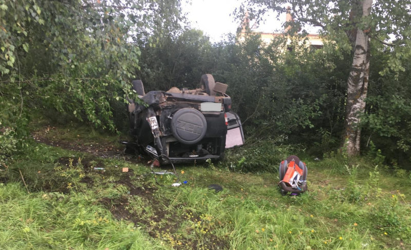 В ДТП на Переборском тракте пострадали трое детей и женщина