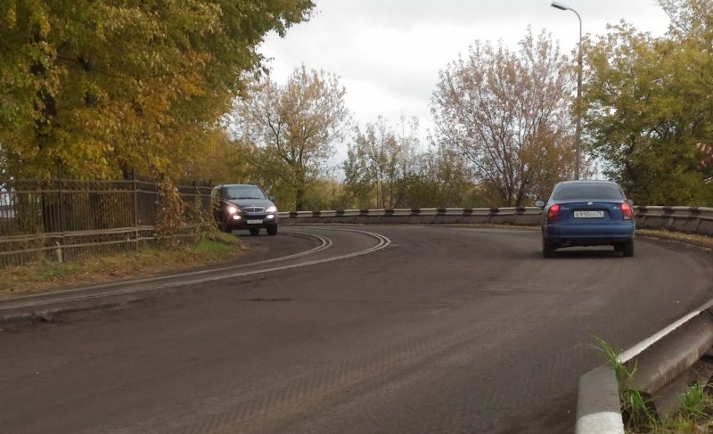 Движение по дамбе-шлюз временно перекроют. Как будут ходить автобусы?