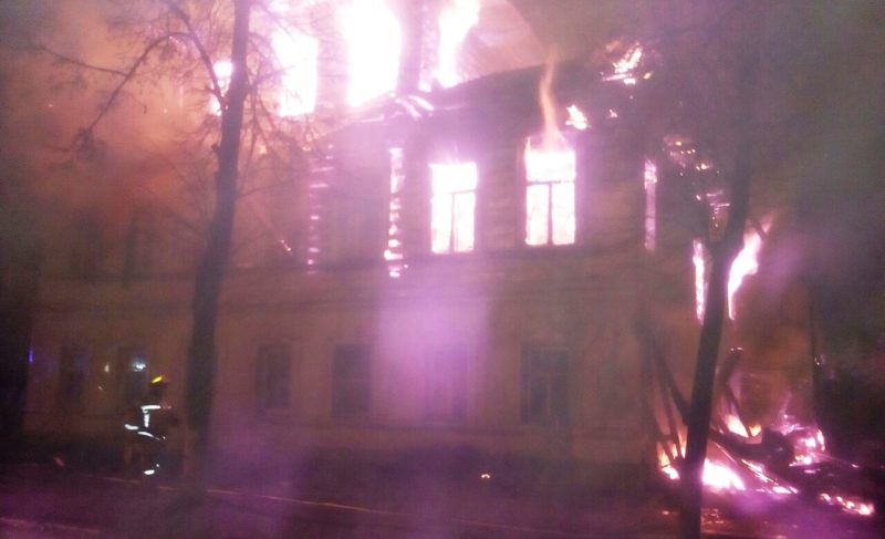 Пожар в Ростове: среди погибших есть дети. Возбуждено уголовное дело