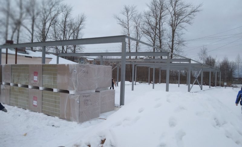 В Переборах в колодец провалилась девочка