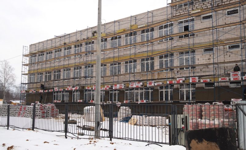 Дело о мошенничестве при строительстве школы на Тракторной и очистных в Рыбинском районе передали в суд