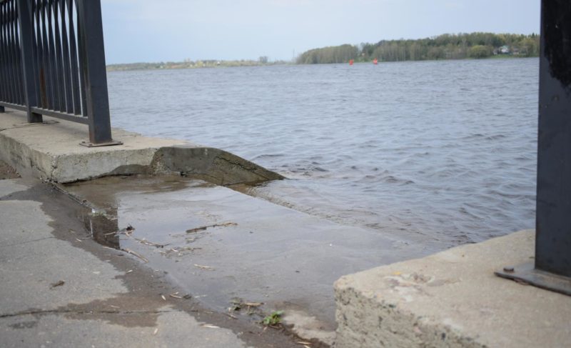 В Рыбинске из Волги достали тело женщины