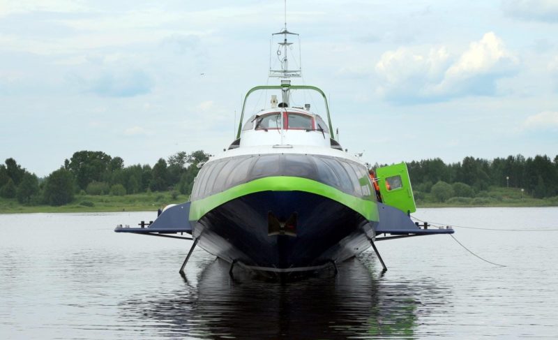 «Вымпел» спустил на воду третью «Комету»