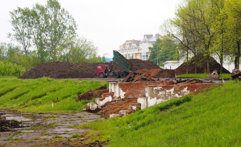 Школа, ясли и стадион: как в Рыбинске идут работы на важных стройплощадках