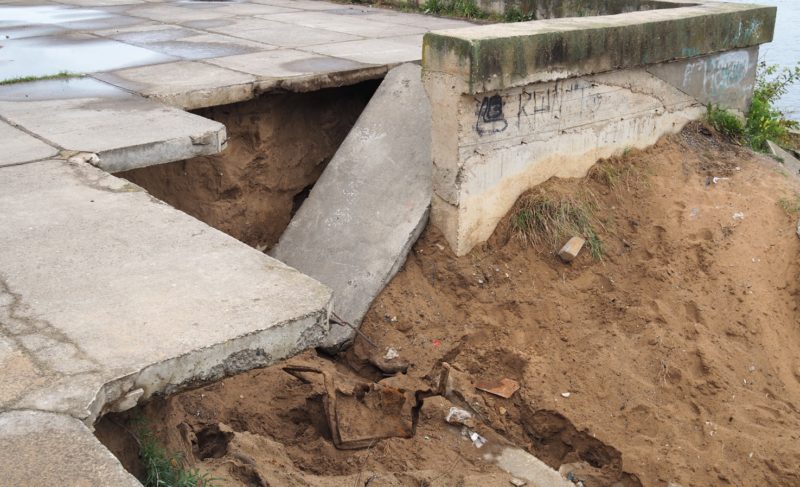 В Рыбинске ищут подрядчика для ремонта обрушенного участка набережной