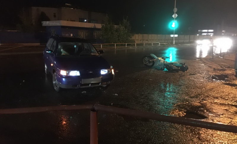 В Рыбинске ВАЗ сбил мотоциклиста