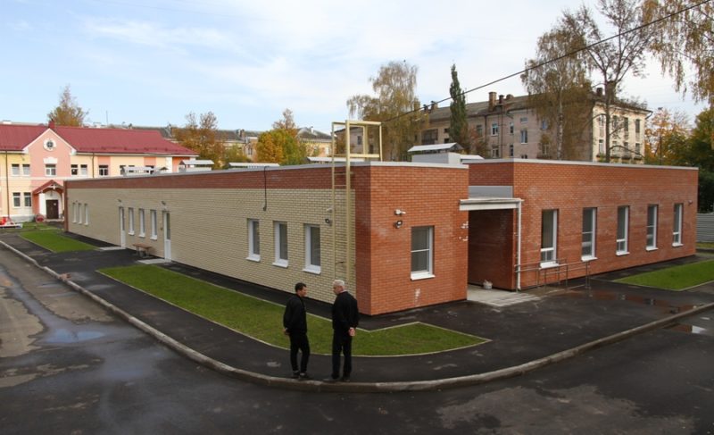 В Рыбинске «с некритичной просрочкой» завершают строительство двух яслей