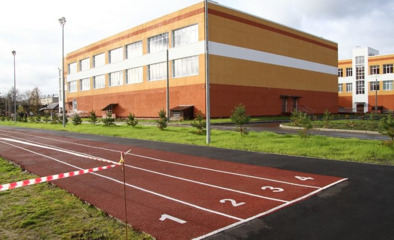 В Рыбинске ограничили доступ на территорию школы на Тракторной