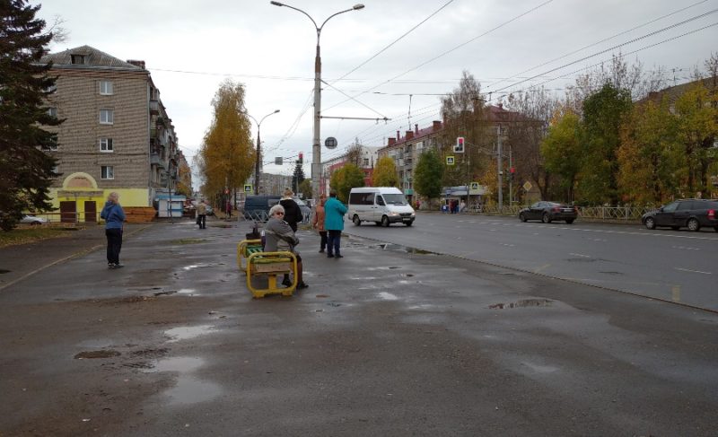 В администрации Рыбинска пояснили, куда делся павильон и как планируют оборудовать остановку на Солнечной