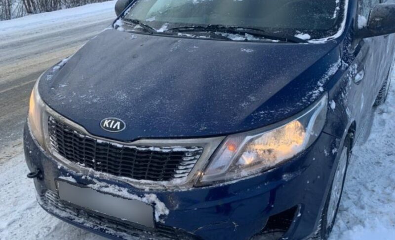 На глебовской дороге машина съехала в кювет. Пострадала женщина