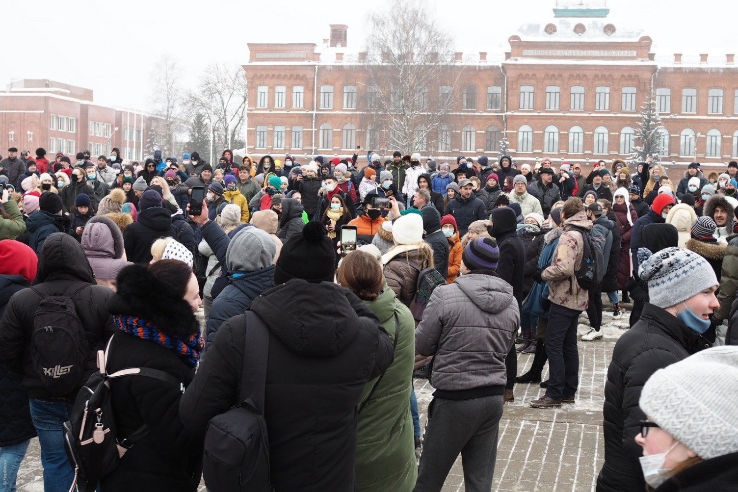 Новости найдется. Протесты 23 января 2021 Рыбинск. Рыбинск 2021. Митинг за Навального Ярославль январь 2021. Рыбинск акция поддержки.