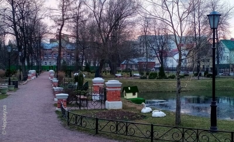 Карякинский парк открыли. Гулять по нему можно до восьми вечера