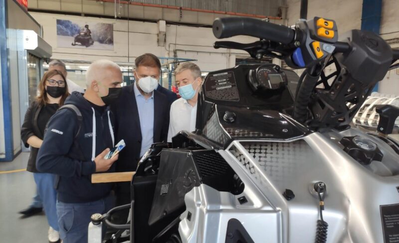 «Русскую механику» посетили представители известного дизайн-бюро из Италии. Говорили о производстве электроснегоходов