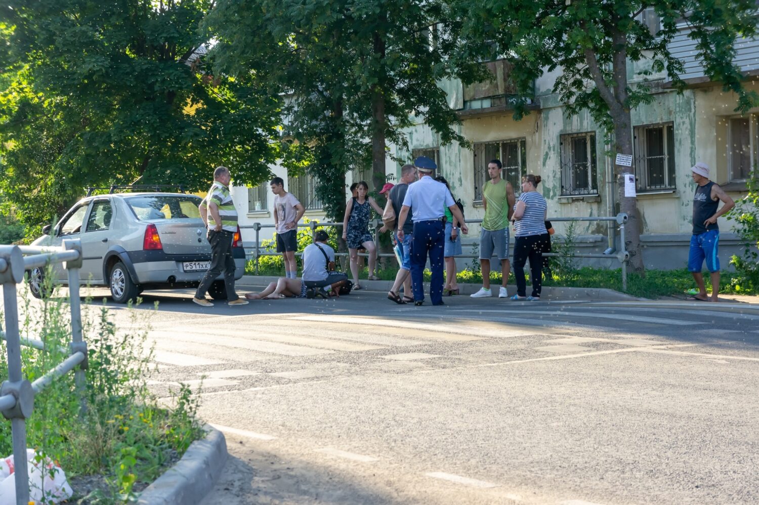 Около десяти. Авария в Лепетихе Херсонская обл17.10.2022. Авария около Суворово 17.02.2022. Красногвардейский район село Еленовское,авария около школы 6. ДТП Г Михайловск Свердловская область 151122.