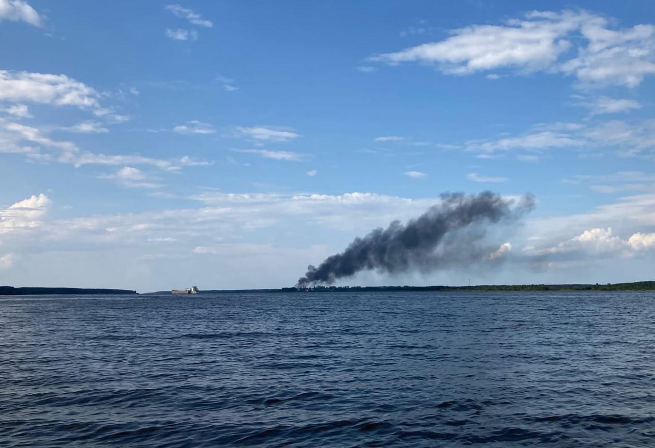 Каменники. Каменники Рыбинск. Ярославская Рыбинск Каменники водохранилище. Каменники Рыбинский район. Море Каменники Рыбинск туча.