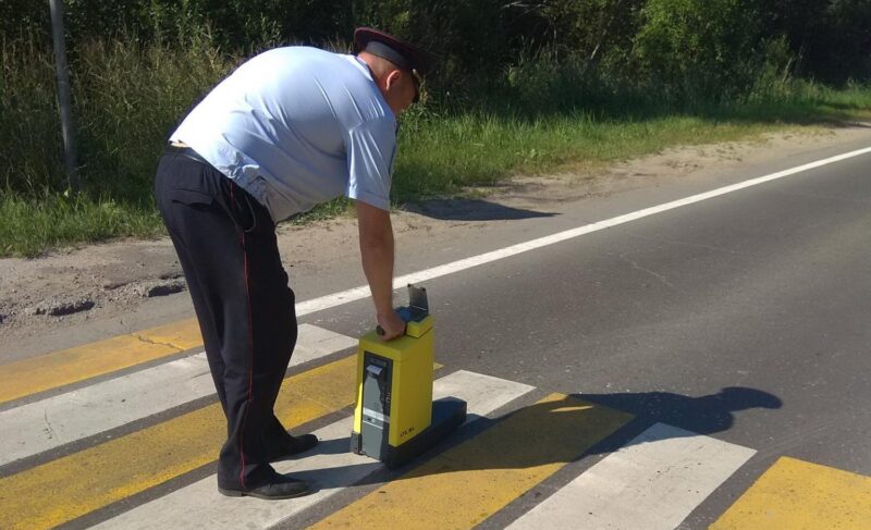 В Рыбинске проверили дорожную разметку. Что показал спецприбор