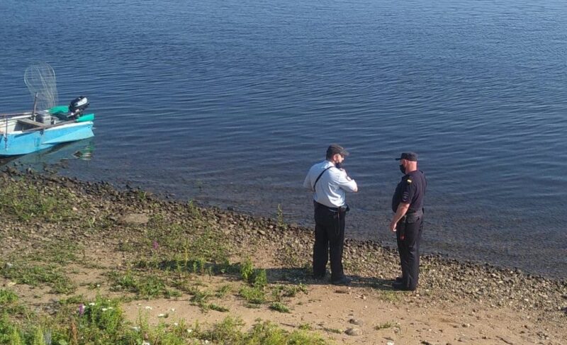 В Рыбинске из воды достали двоих утонувших