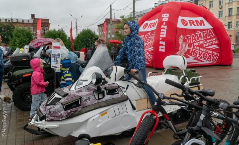 От «Бурана» до электрического снегохода: что показала «Русская механика» на экспозиции в День города. Фото