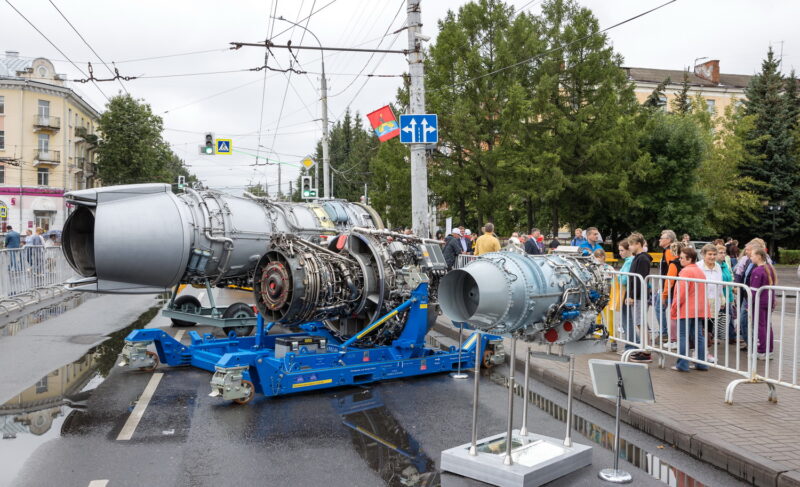 Стела Города трудовой доблести, выставка промышленности, Доска Почёта и юбилейные даты. Коллектив «ОДК — Сатурн» принял участие в праздновании Дня города