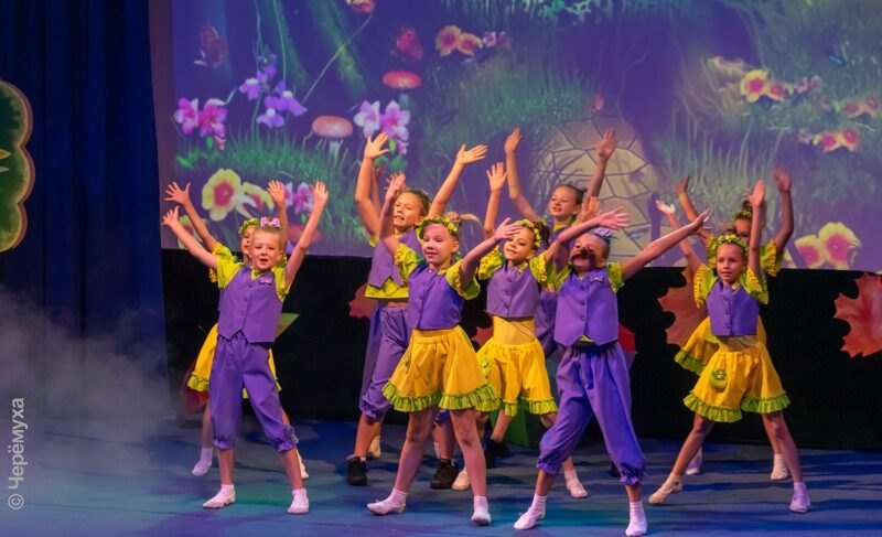 Учение с увлечением. Моторостроители подарили праздник первоклассникам — 2021