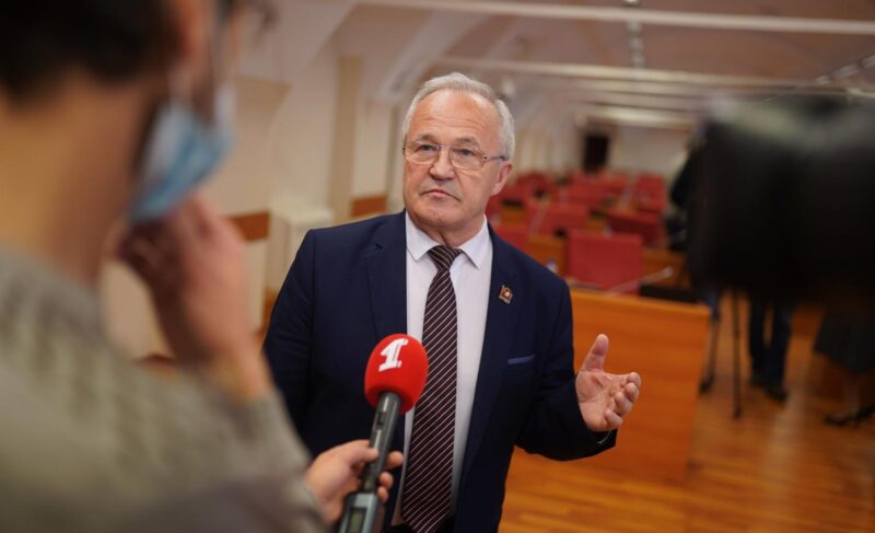 Умер лидер регионального отделения КПРФ Александр Воробьёв