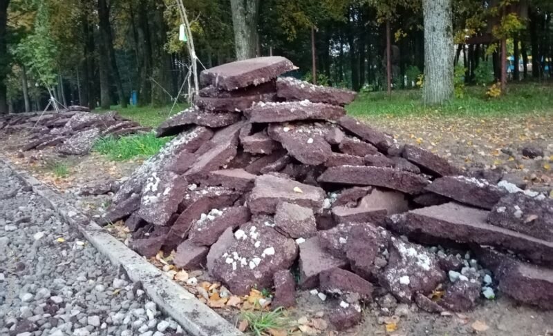 В Волжском парке с велодорожки сняли 150 метров асфальта